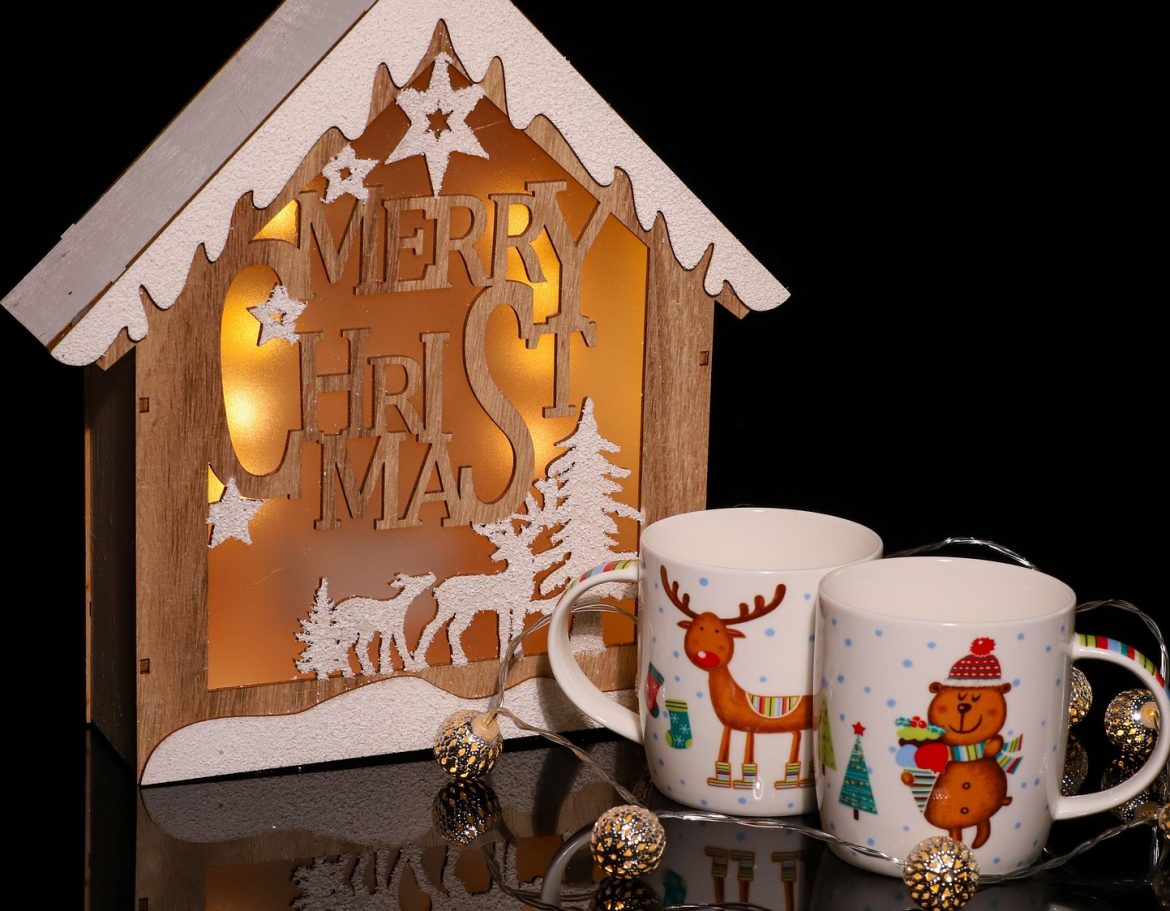 Explore how Rooibos enhances festive summer dishes with flavourful drinks, starters and desserts in Heleen Meyer's recipes.